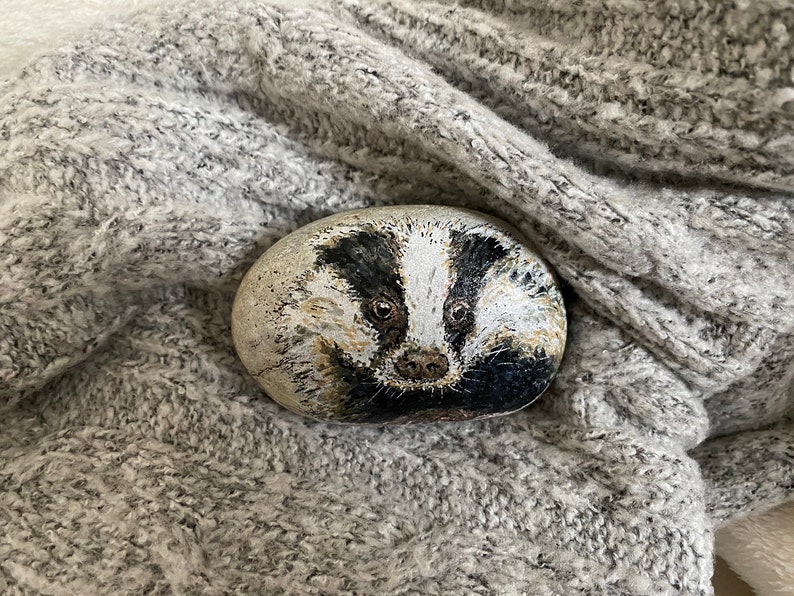‘Memories’ – Woodland Badger art Stone. A hand painted gift of care. - Image 4